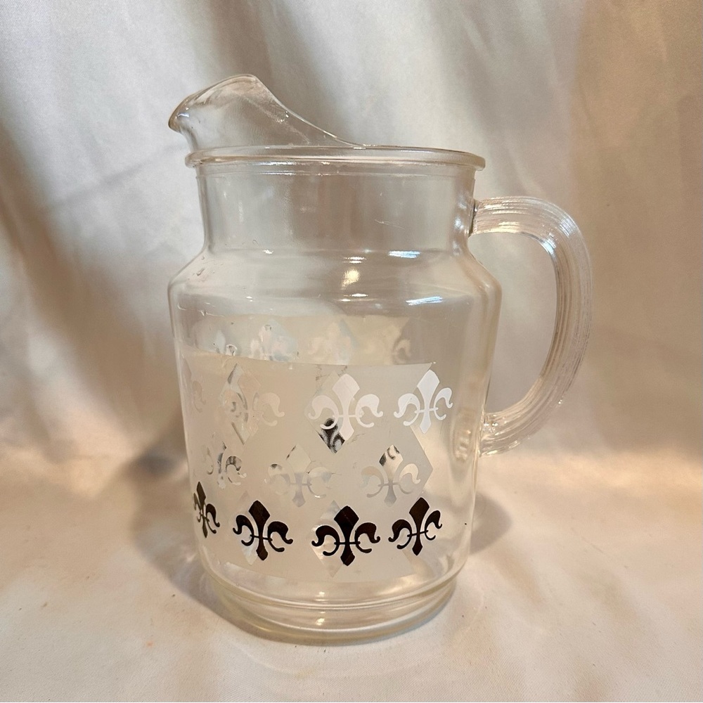 Vintage 50s Glass Pitcher with Black and White Fleur-de-Lis Design